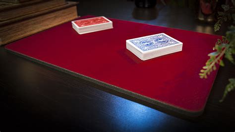 How to Perform Close-Up Magic with the Table Pad Like a Pro